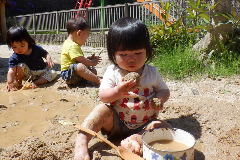 こばと小規模保育園 園の生活の様子